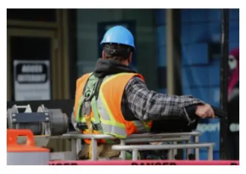 Scaffolding in Hemel Hempstead - Desiscaffolding | call us at +44-079494 96109