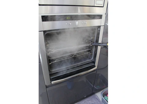 Commercial Kitchen Cleaning - 2/11