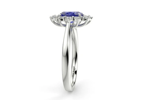 Looking for Elegant Gemstone Rings That Make a Statement?