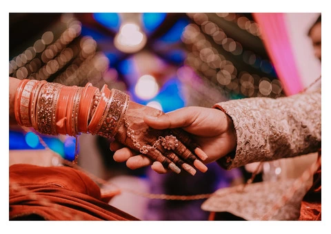 Hire Professional Wedding Photographer in London - 3/4
