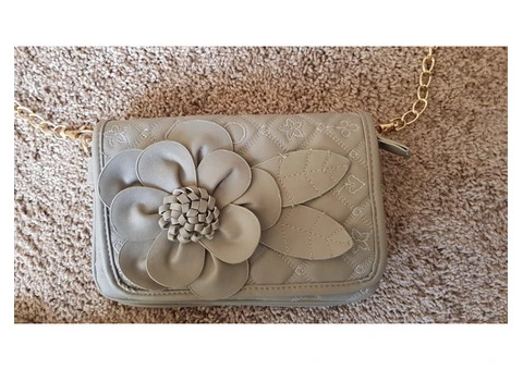 Ladies grey evening shoulder or clutch handbag as new - 2/4