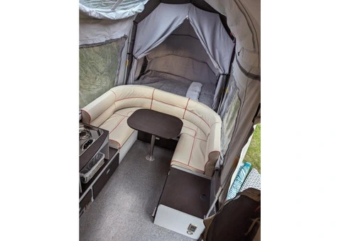 Opus Full Monty trailer tent - 3/6