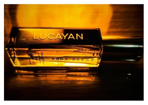 042 - Lucayan, Private Oud Collection by Rosa Salas