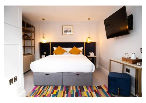Hotel Room in London