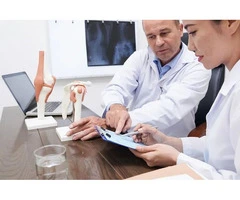 Trusted Knee Surgeon in Macclesfield – The Knee Clinic