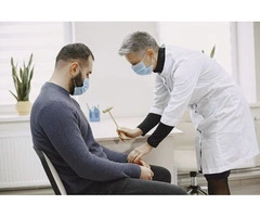 Expert Knee Surgeon in Bury – Book a Private Consultation Today