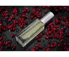 Inspired by Pomegranate Noir, 089 - Pomegranate Burst, Rosa Salas