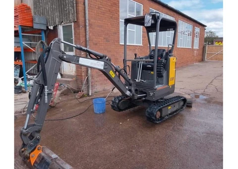 Grab and Plant hire - 3/4