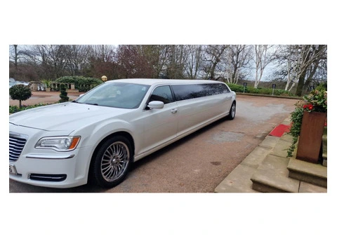 Affordable Limo Car Hire in Pudsey - Contact Dallas Limousines Ltd Today - 3/11