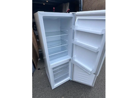 Small white Fridge freezer for £105 - 3/3