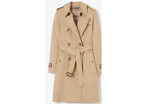 Burberry Trench Coat Cleaning in the UK – Restore Luxury & Elegance