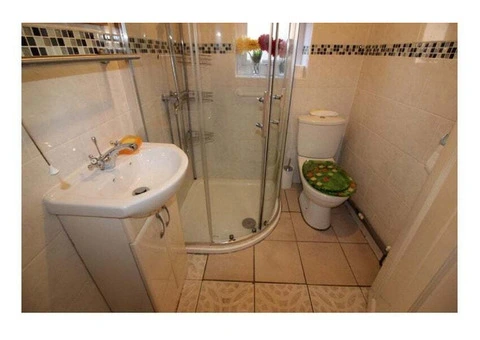 Refurbished 4-Bedroom Home in Aston – Bills Included – UC/DSS Welcome - 4/5