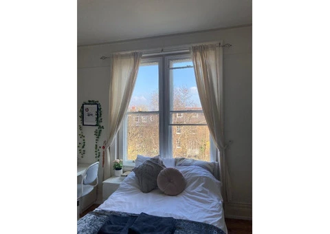Private flat long-term in Richmond rent-free in exchange for household help 10 days a month