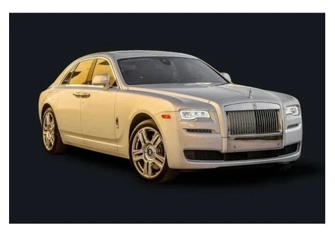 What Are the Benefits of Rolls Royce Ghost Hire for Corporate Clients?