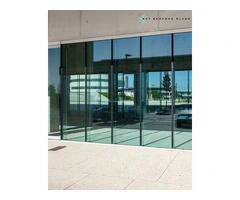 Expert Bespoke Glass Installation Services for Modern Spaces – Sky Bespoke Glass