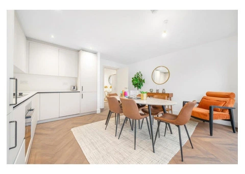 Keating Estates Railton Road, SE24 5 bedroom house for sale - 20/22