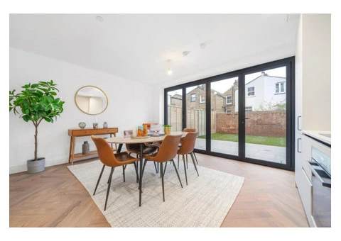 Keating Estates Railton Road, SE24 5 bedroom house for sale - 22/22