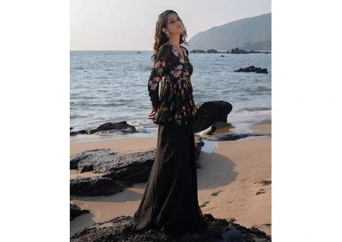 Buy Designer NEA by Nikita Tiwari Dresses Online at Muzai - 1/3