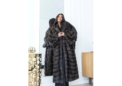 Exclusive sable fur coat - 1/4