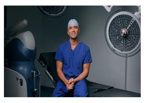 Expert Knee Surgeon for Wales Patients – Knee Clinic Manchester