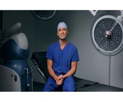 Expert Knee Surgeon for Wales Patients – Knee Clinic Manchester