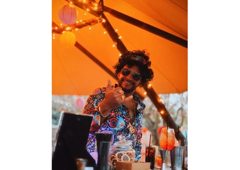 Mobile Bar Hire - The Cocktail Post - 3/28