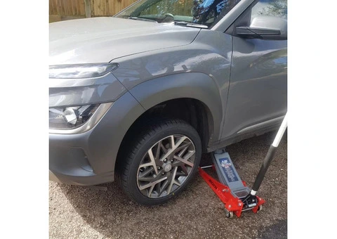 Mobile tyre fitting service - 19/23
