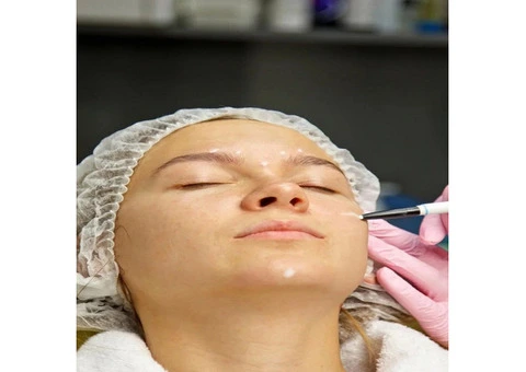 Avail Perfect Eyebrow Tinting in Uxbridge