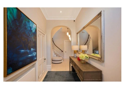 For Sale - Grade II listed detached house in St Johns Wood - 5/5