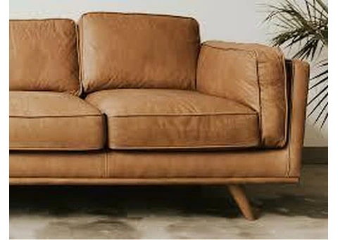 What Makes Queen Anne Style Furniture Legs So Timeless?