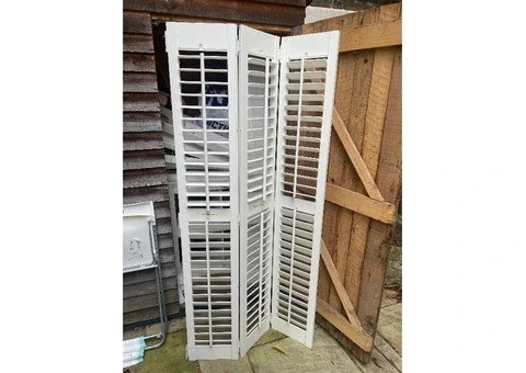 Full set of wood shutters - FREE