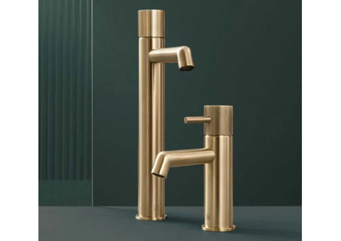 Luxury Tiles, Marble Effect Tiles, Polished Tiles, Sliding Enclosures, Designer Radiators - 3/6