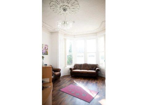 Smile Studio Penarth - 7/12