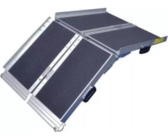 A non-slip and folding ramps are easy to carry.