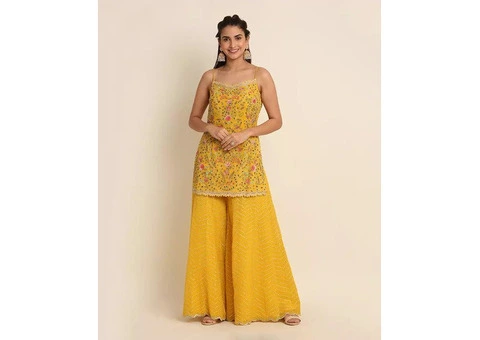 Buy Priyanka Jain Outfits in USA at Best Prices - 2/3