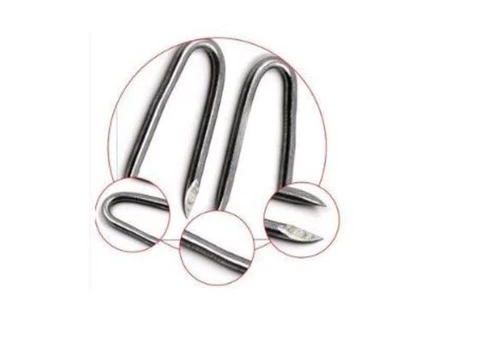 20mm Fencing Staples (125 pieces approx.)