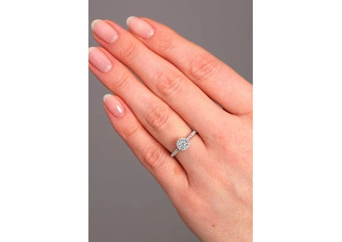 Luxury 0.35ct Round Cut Diamond Halo ring | Layla Diamonds