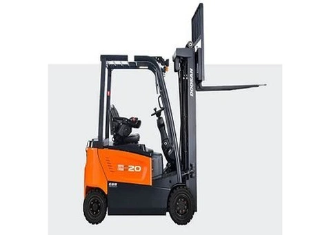 Forklift Hire London - 4/5