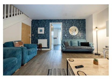 Short-Term Rentals in Manchester | Fully-Furnished & Affordable