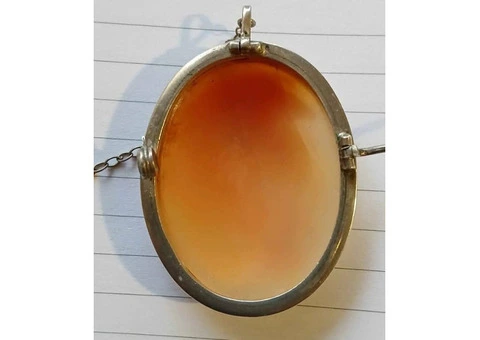 Cameo brooch - 1/5