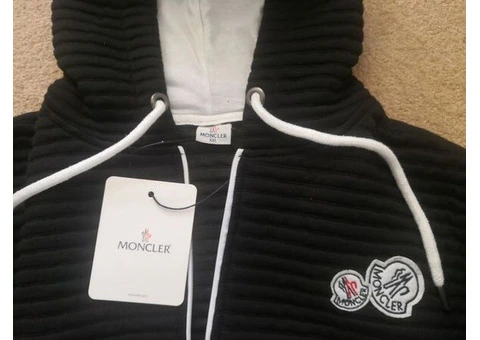 MONCLER Embroidered Zip Up Hooded Cotton Sweatshirt. Brand new, unused with original tag. - 2/21