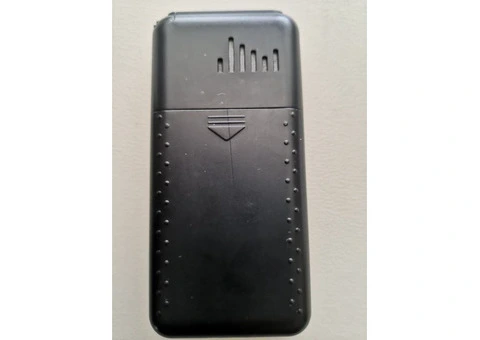 CG 1 Mobile Phone Senior citizen friendly with large buttons, unlocked, very little used, as new. - 9/10