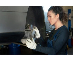 Promote Your Business Fleet with Custom Caliper Refurb Wolverhampton – Alloy Refresh