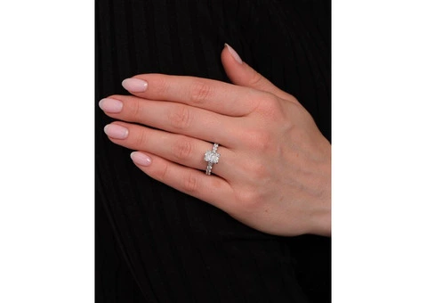 Radiant Cut Engagement Rings | 2ct U Prong Craft by Layla Diamonds