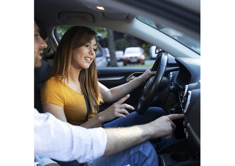 Need Automatic Driving Instructors in Liverpool? Start Here
