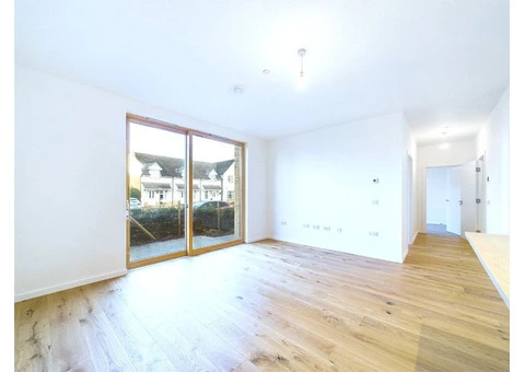 2 bedroom flatApartment groundFloor for sale in Edinburgh Gylemuir Lane - £340,000 - 3/4