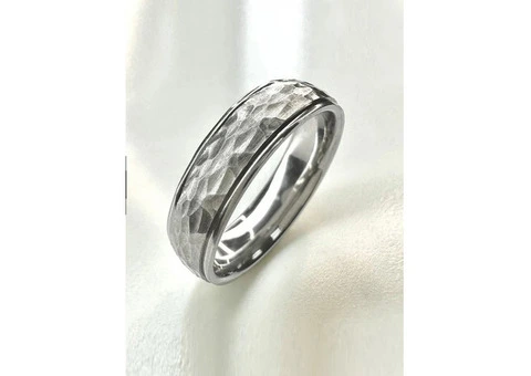 6mm Hammered Court Male Engagement Band | Layla Diamonds