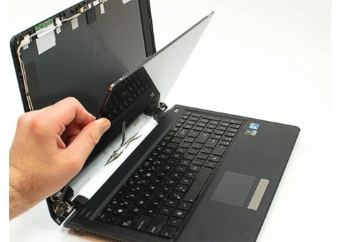 Replace broken Laptop Screen with new