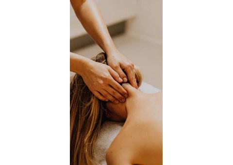 Professionals massage