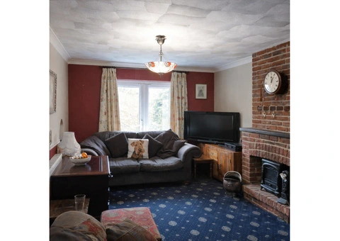 3 bed dormer bungalow for sale Benfleet - 6/30
